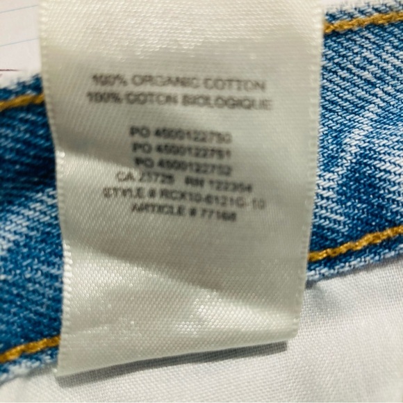 DENIM FORUM Sz 27 The Yoko Light Wash Distressed Denim  Jeans Shorts by Aritzia - Picture 13 of 16